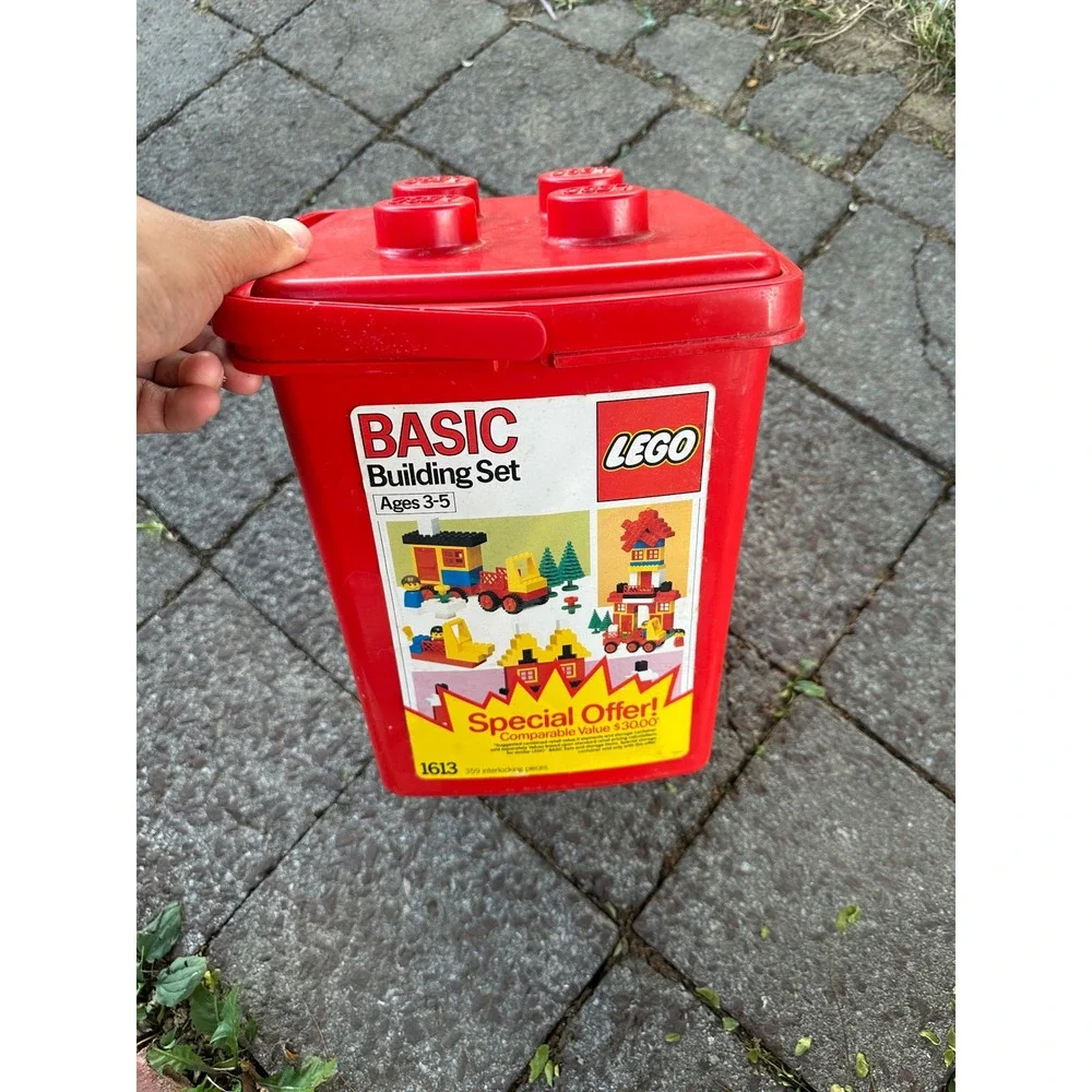 Vintage 1987 LEGO Basic Building Set 1613 Red‎ Storage Bucket 359 Pieces Retro